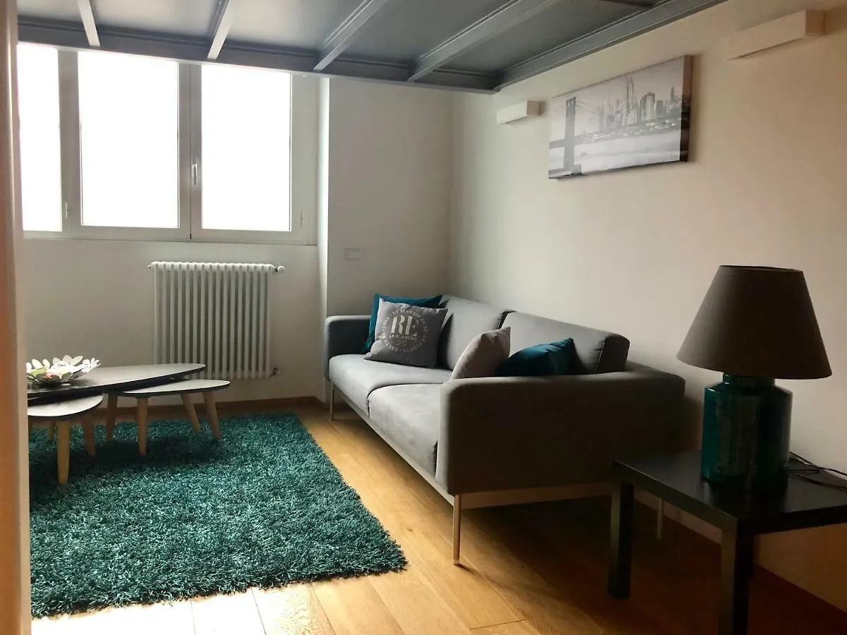 Lovely Loft Isola/Garibaldi Milano 0*,  Italia